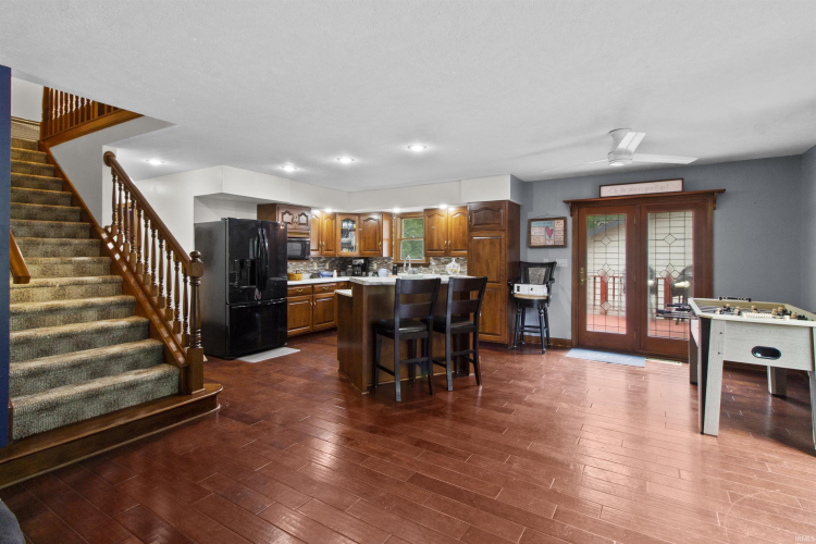 Listing Image 23