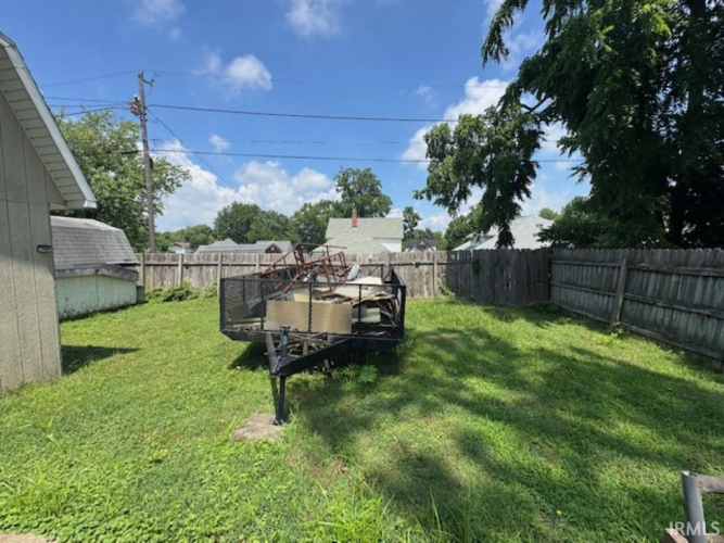Listing Image 6
