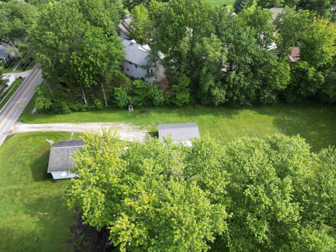 Listing Image 4