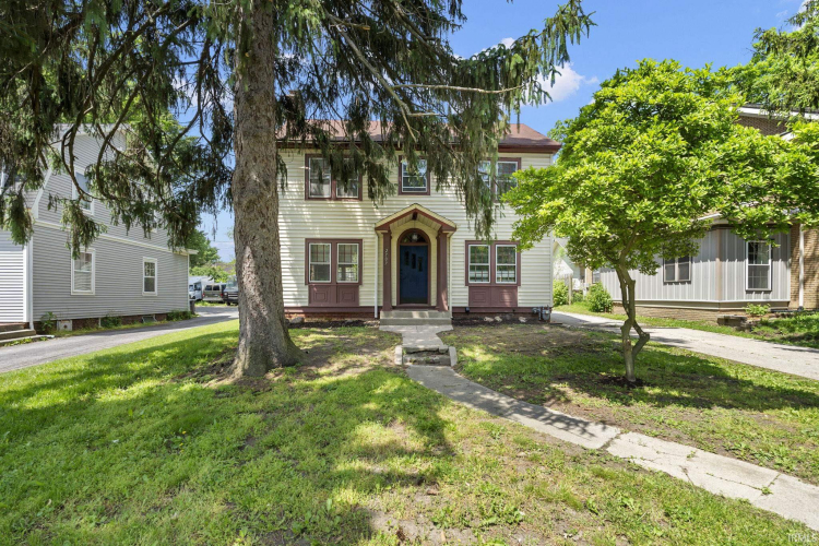 Listing Image 3