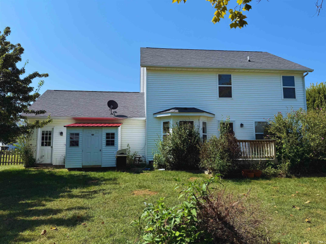 Listing Image 5