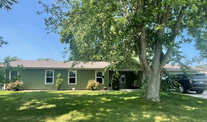 LIBER×GeekField_BuddyMat_MILKAHKI Homes For Sale in 46350 Zip Code, IN (UPDATED