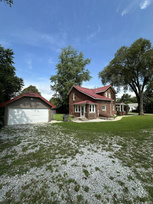Listing Image 3