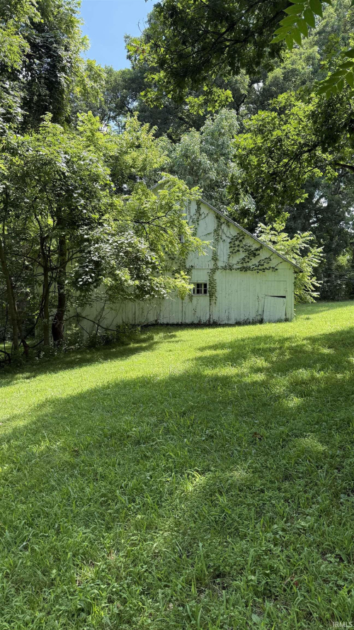 Listing Image 11