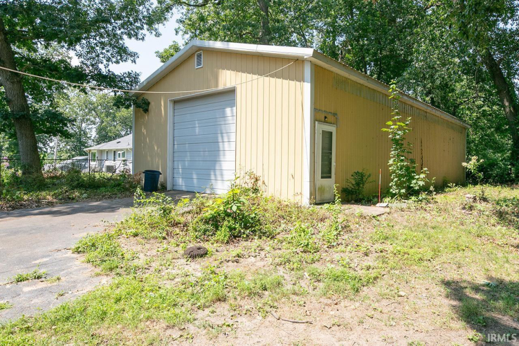 Listing Image 22