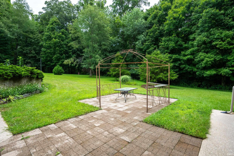 Listing Image 32