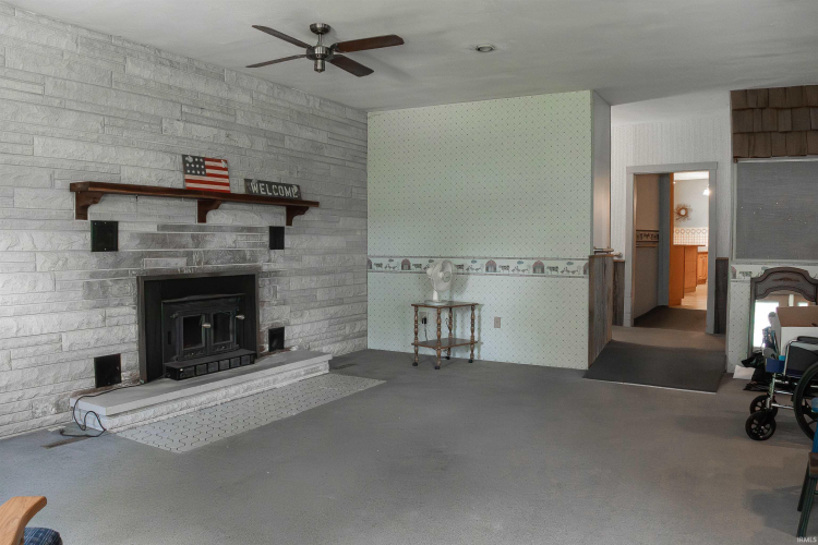 Listing Image 13