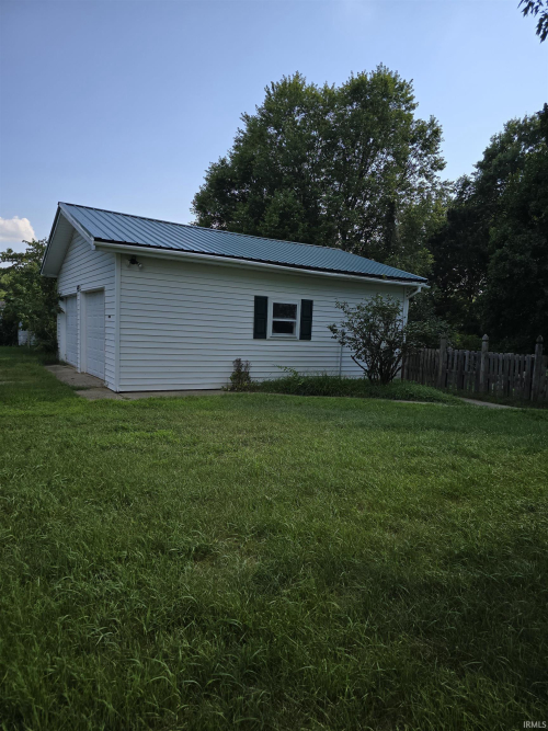 Listing Image 23