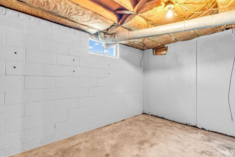 Listing Image 25