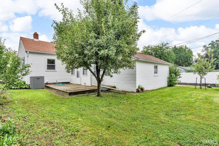 Listing Image 32