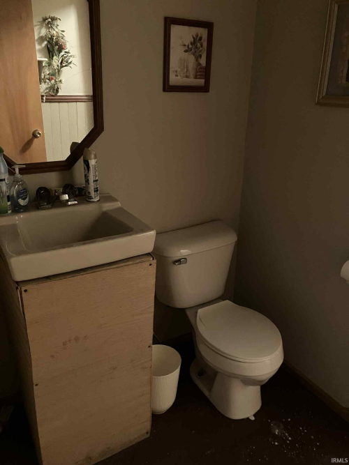Listing Image 12