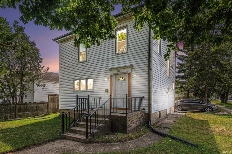 Listing Image 15
