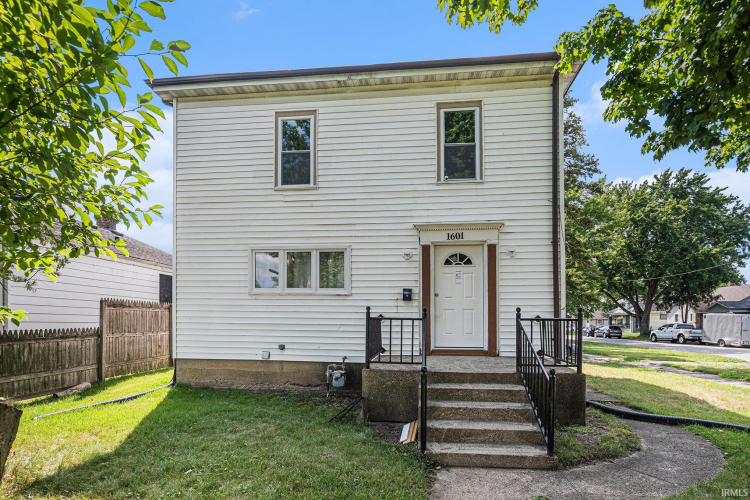 Listing Image 17