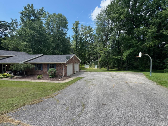 Listing Image 24