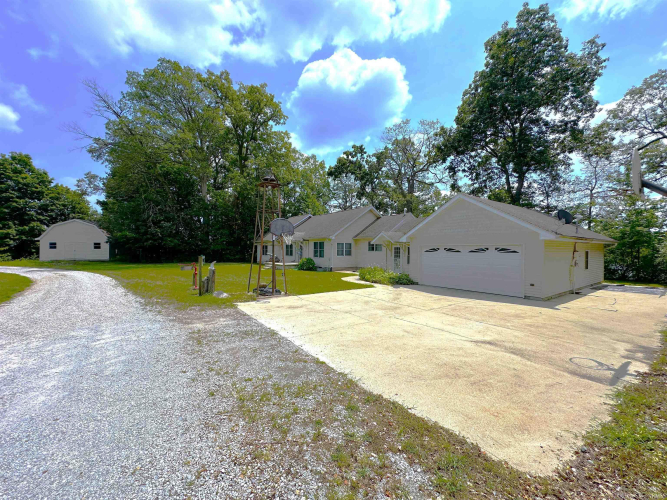 Listing Image 35