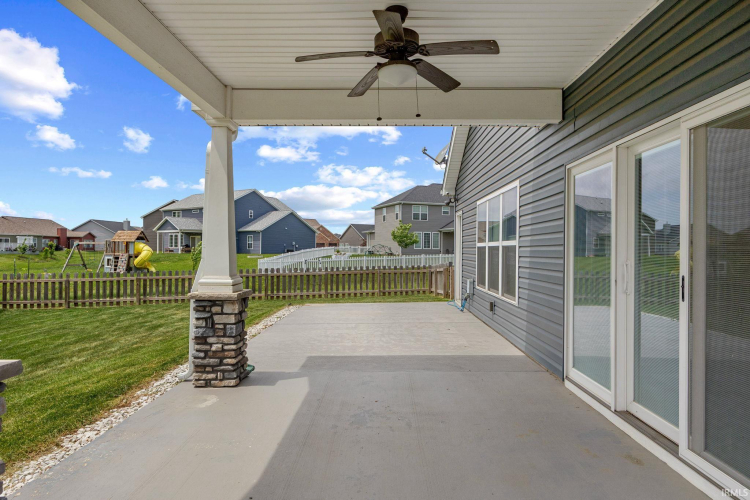 Listing Image 28