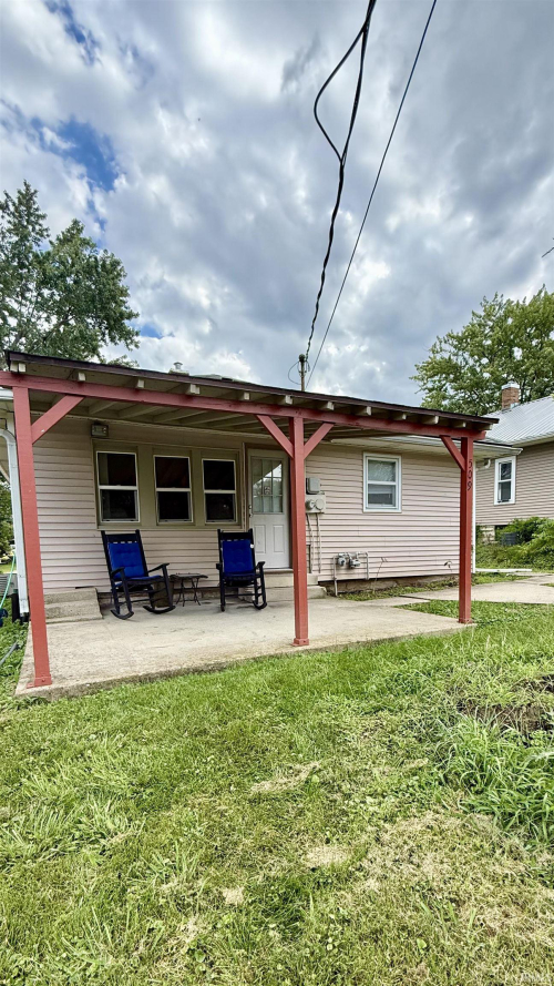 Listing Image 6