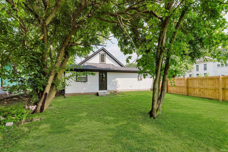 Listing Image 24