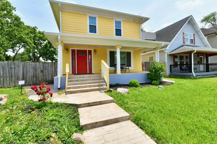 Listing Image 3
