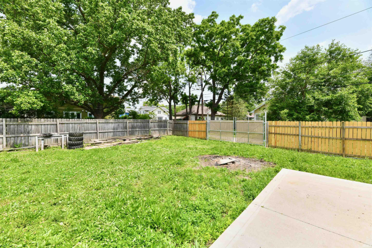 Listing Image 29