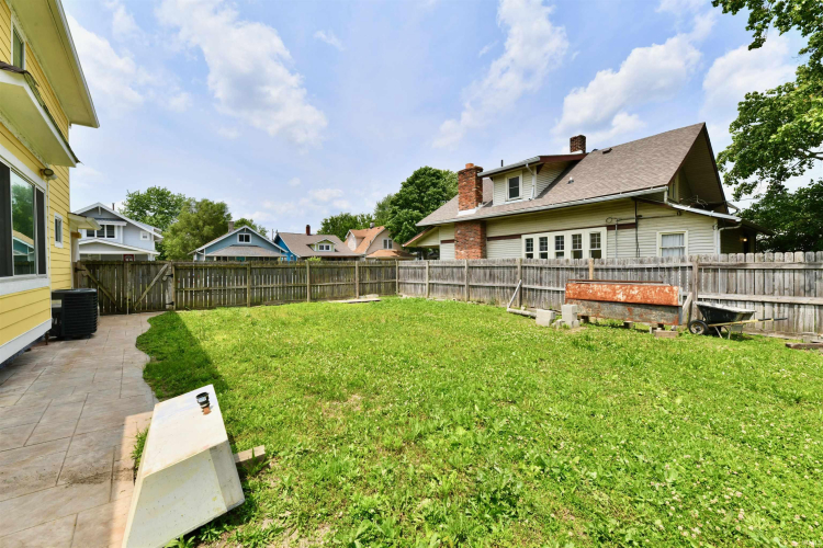 Listing Image 32