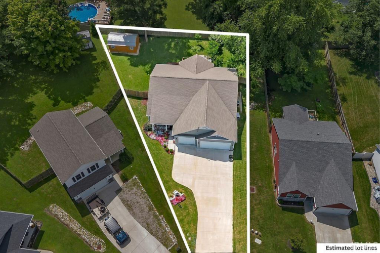 Listing Image 3