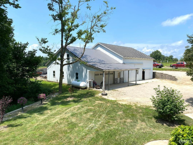 Listing Image 10