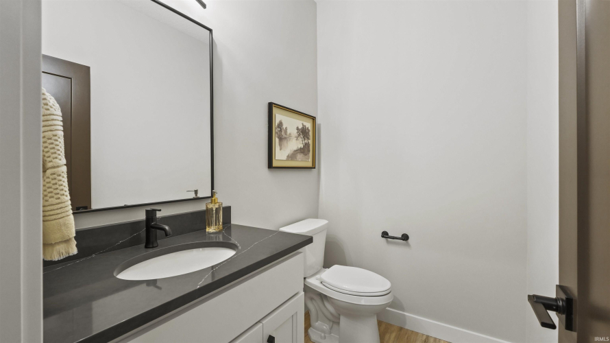 Listing Image 20