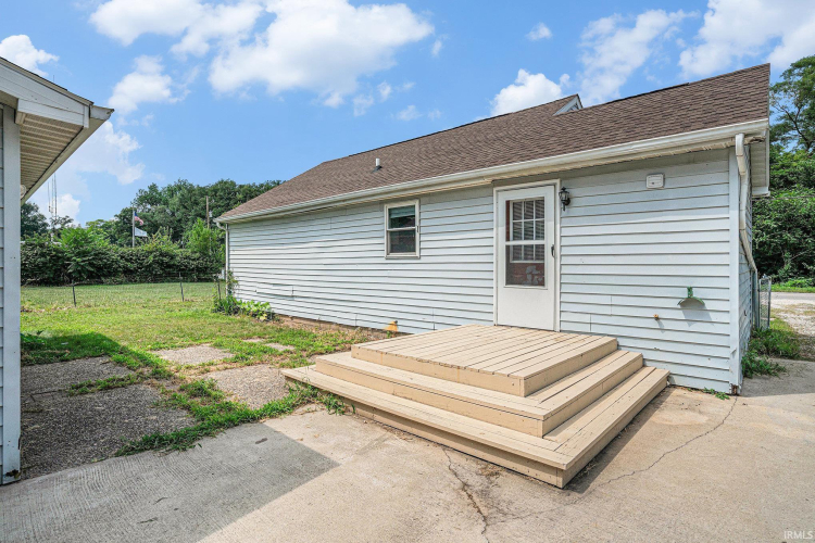 Listing Image 14