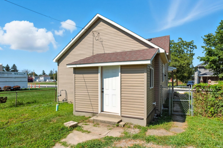 Listing Image 29