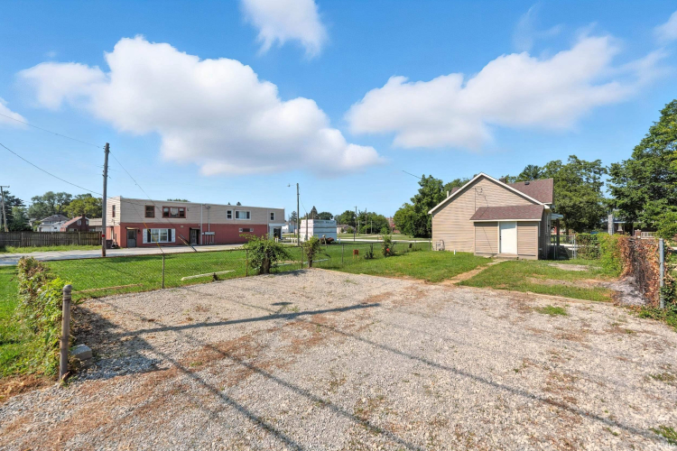Listing Image 31