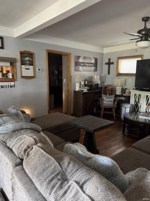 Listing Image 16