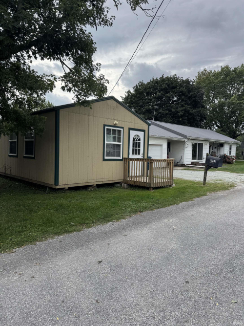Listing Image 7