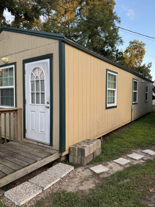 Listing Image 10