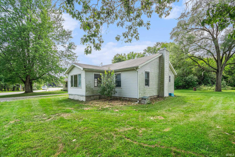 Listing Image 3