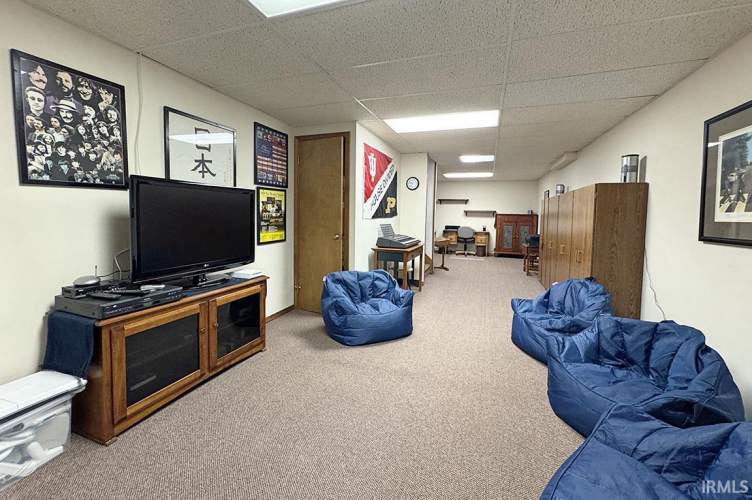 Listing Image 29