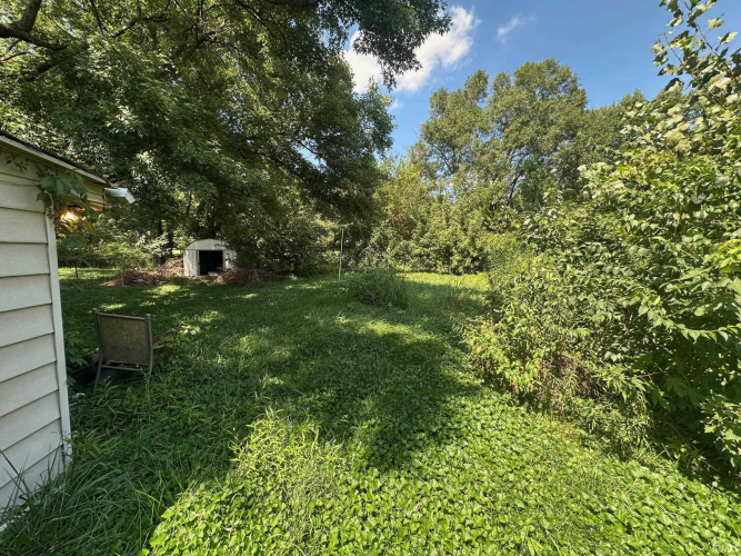 Listing Image 14