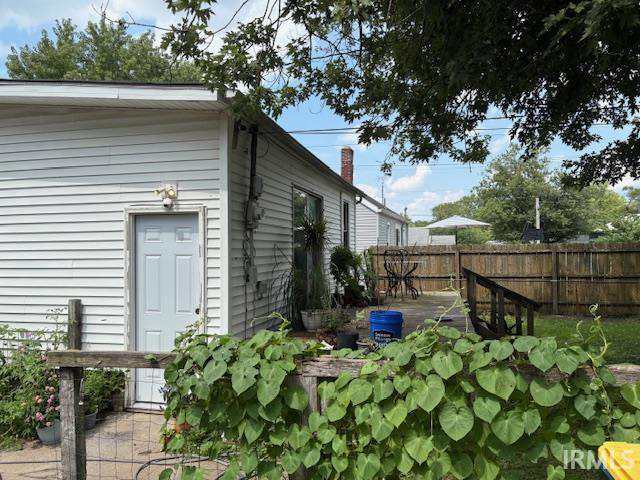 Listing Image 3