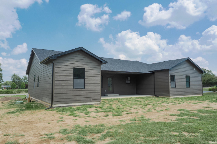 Listing Image 27