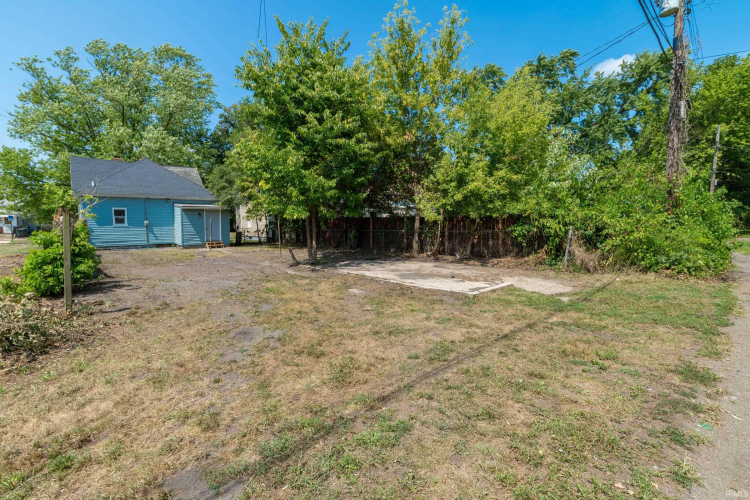 Listing Image 32