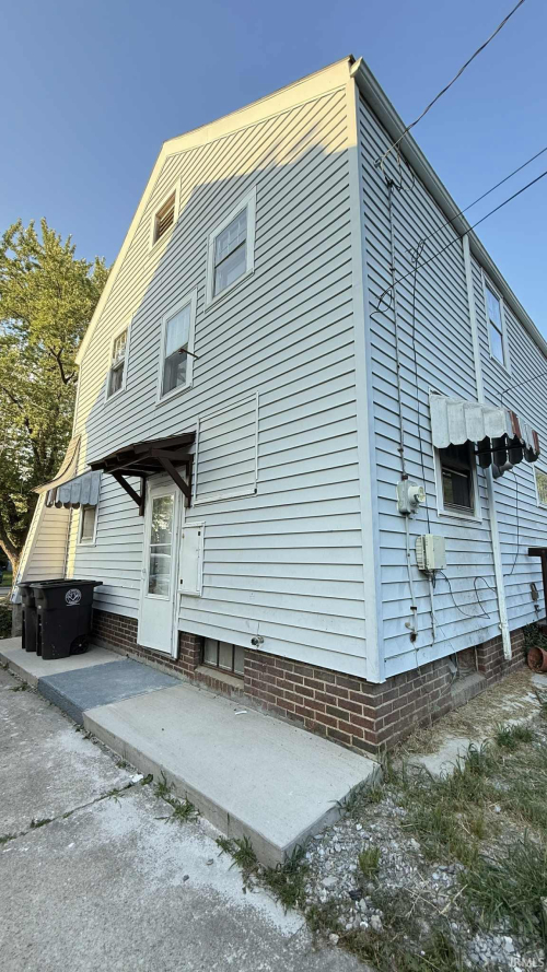 Listing Image 16