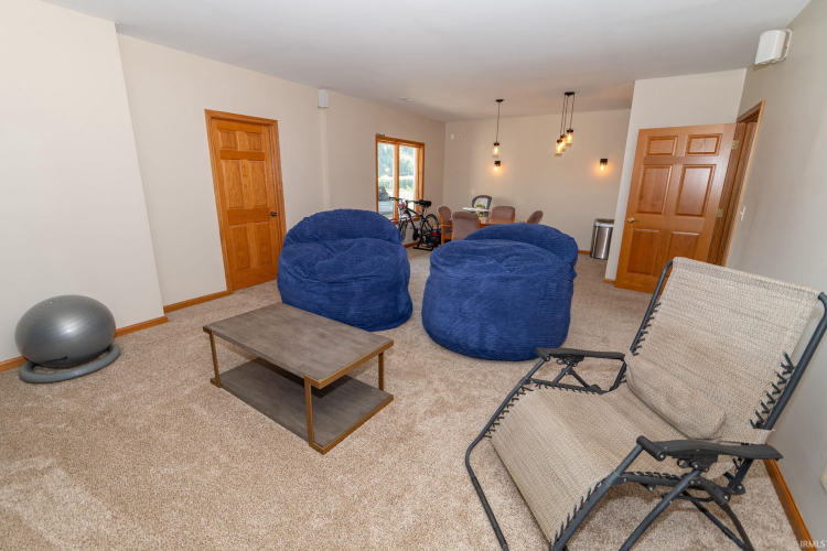 Listing Image 27