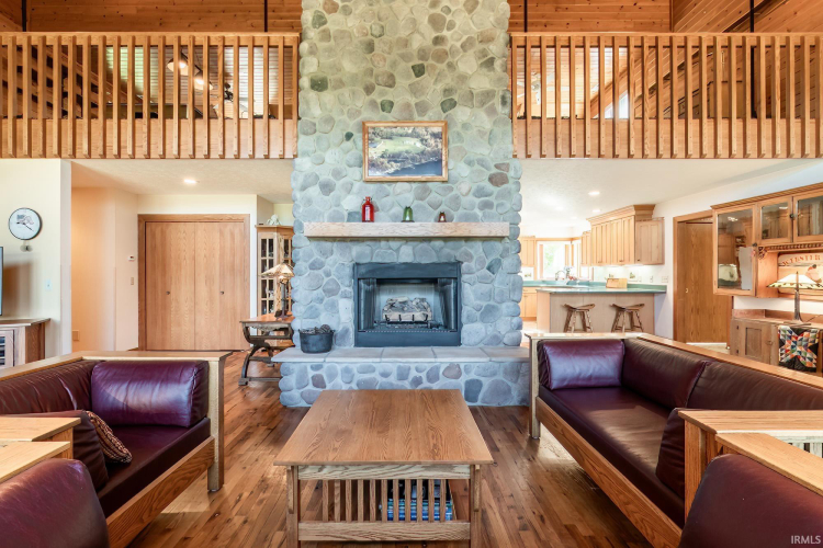 Listing Image 16