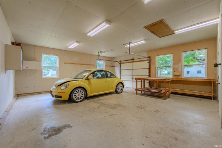 Listing Image 29