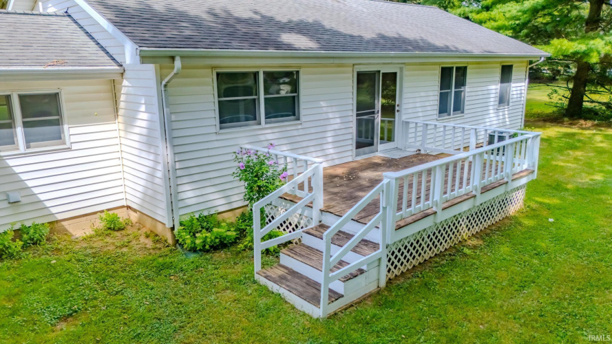 Listing Image 6