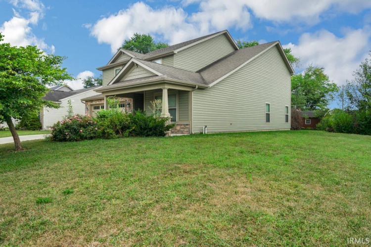 Listing Image 3