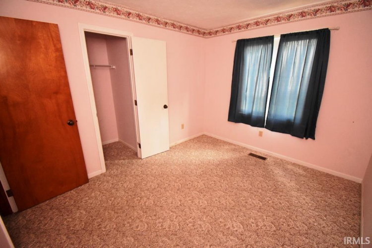 Listing Image 27