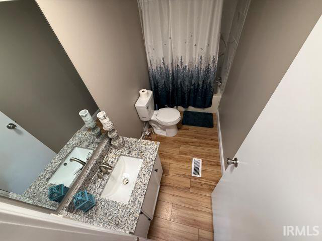 Listing Image 15