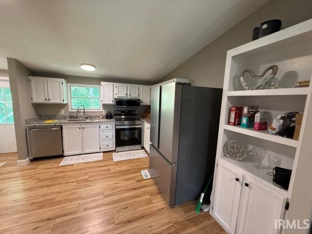 Listing Image 8