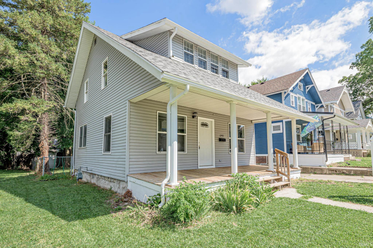 Listing Image 3
